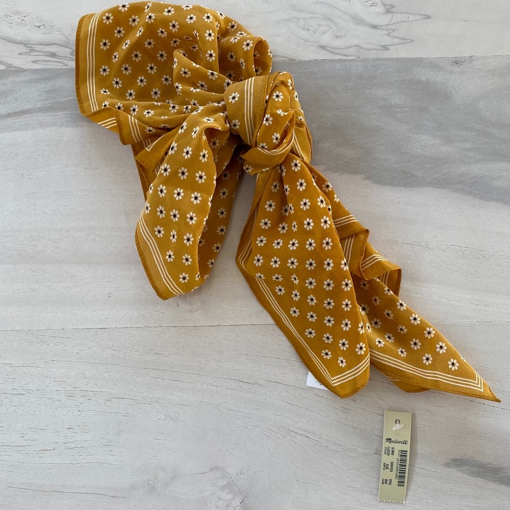 madewell • nwt floral silk scarf (yellow/gold)
